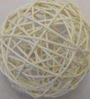 Ratan ball 6cm white